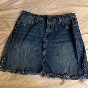 🤍❤️ ✨✨literally the cutest Jean skirt I ever had! ❤️🤍✨✨